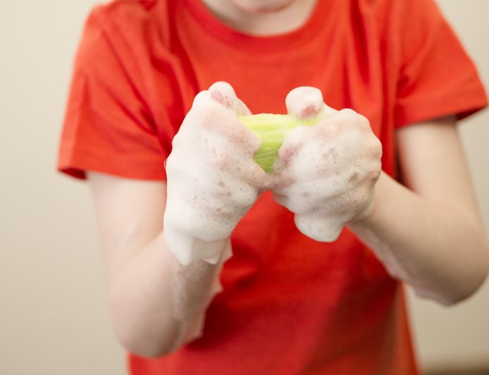 Foaming Cleaners for Bathrooms: A Complete Guide